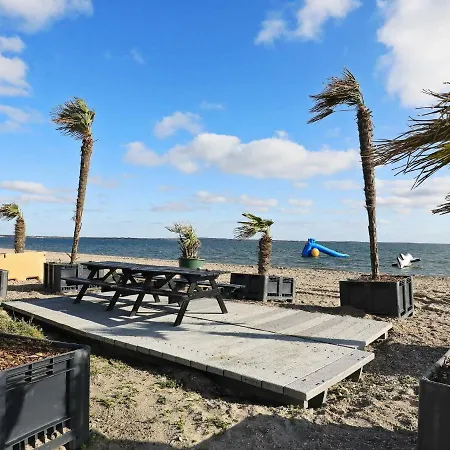 Four-bedroom Holiday In Oster Assels 1 Hébergement de vacances Sillerslev