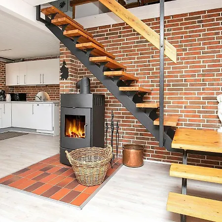Hébergement de vacances Four-bedroom Holiday In Oster Assels 1 *