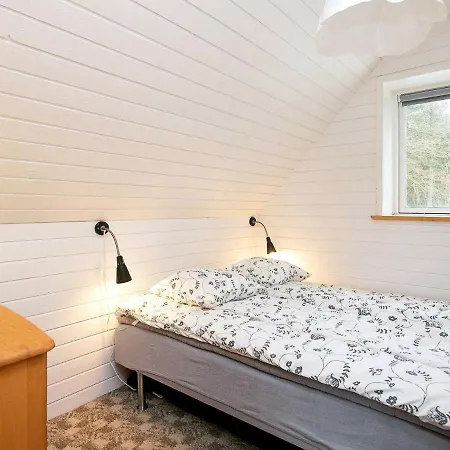 Four-bedroom Holiday In Oster Assels 1 Hébergement de vacances Sillerslev